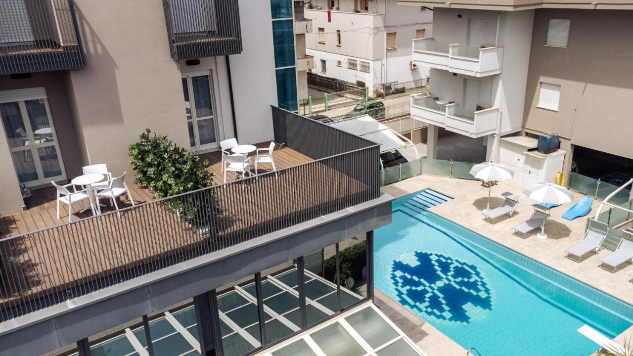 Hotel Astor Alba Adriatica Esterno foto